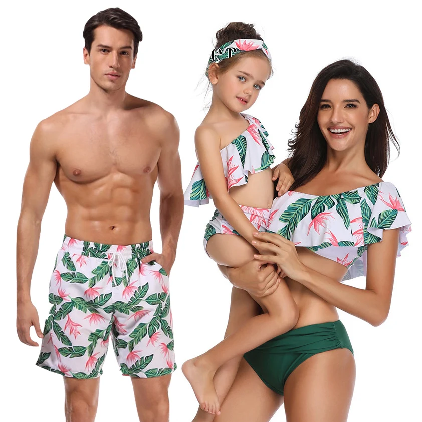 

New Fashion Printed Family Matching Swimwear Mother and Daughter Swimsuit Bikini Flounced Father and Son Beach Trousers