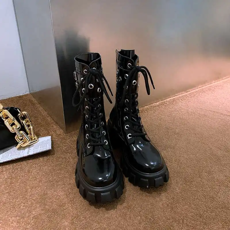 

Lanxuryee genuine leather round toe thick bottom riding boots special design cross-tied Korean street modern mid-calf boots L36