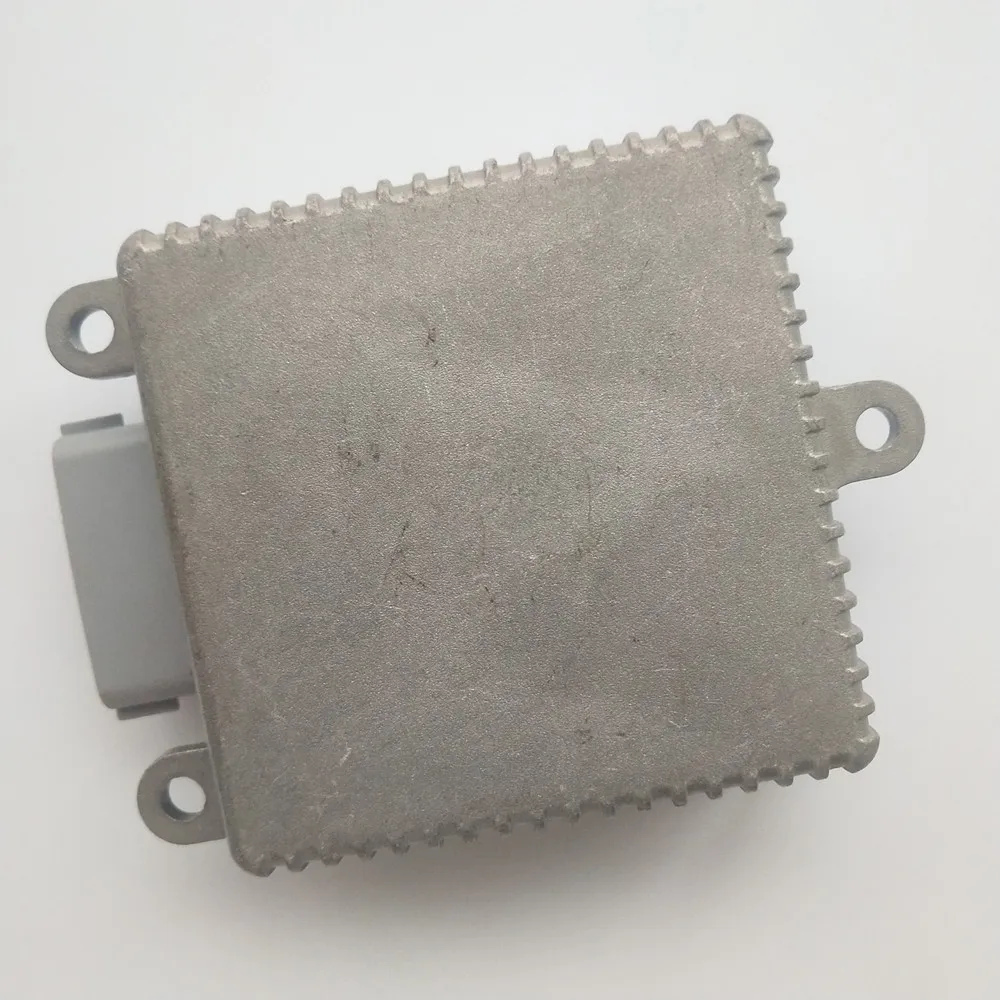 

OEM HLB351D12-8 FOR 2002-2004 Infiniti Nissan HID Xenon Ballast ( Genuine and used)