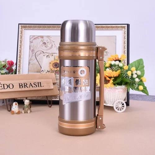 2.2L Gift giving 2л/высокая емкость термос из нержавеющей стали Модный повседневный, уличный, автомобильный Термокружка для воды портативная Вакуумная чашка с изоляцией - Цвет: 2.2L Gift giving