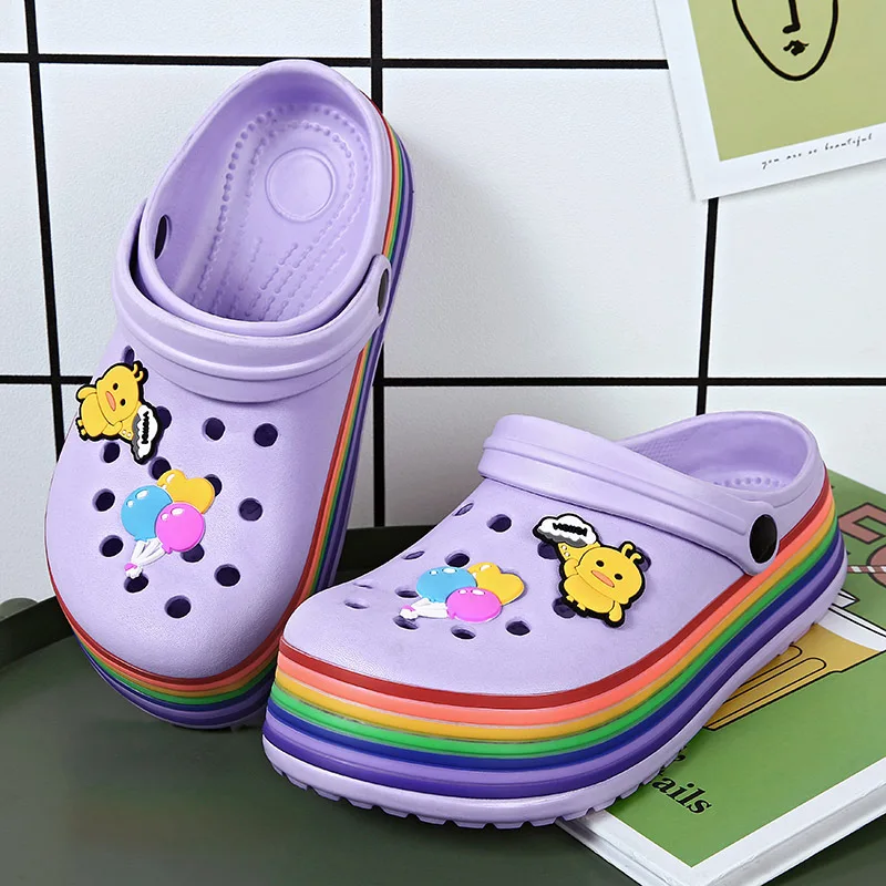 

2021 Summer Women Clogs Platform Garden Sandals Cartoon Colourful Slippers Slip On For Girl Beach Shoes Fashion Slides Outdoor