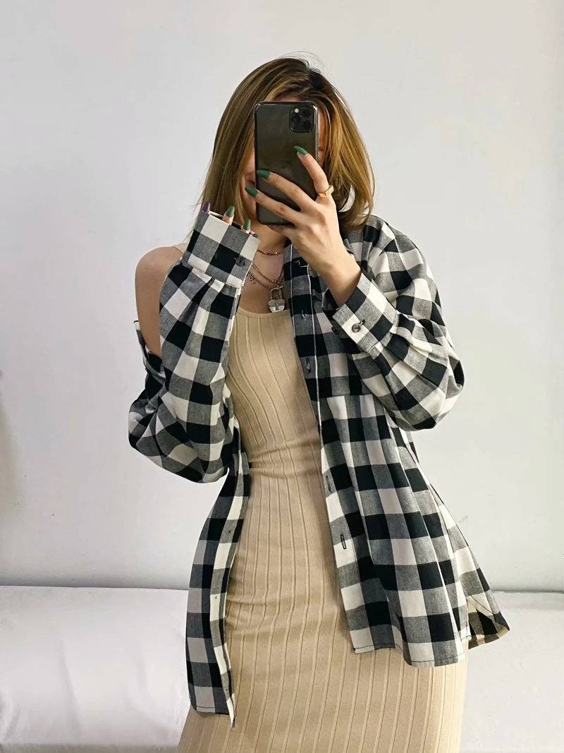 

OLOMM Pocket Plaid Long-Sleeve Shirt Turn-Down Collar Top Women2021 Spring New Fashion All-Match Streetwear Loose Blouse Female