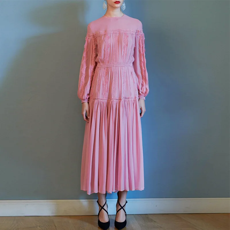 

2021 Summer New Pink Chiffon Lace Stitching Lantern Long-Sleeved Mid-Length Dress Shows The Tenderness And Sweetness Of The Girl