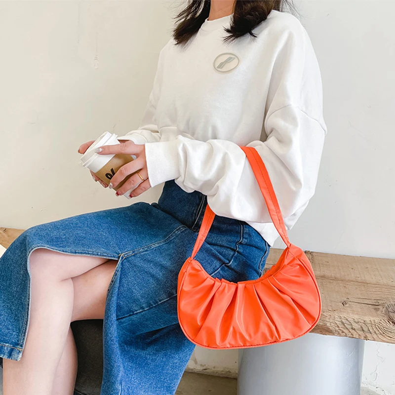 

Hot Sale New Korean Version Fashion Women's Bags Sturdy Durable Nylon Messenger Bags Solid Color Shoulder Bag Pleated Wholesale