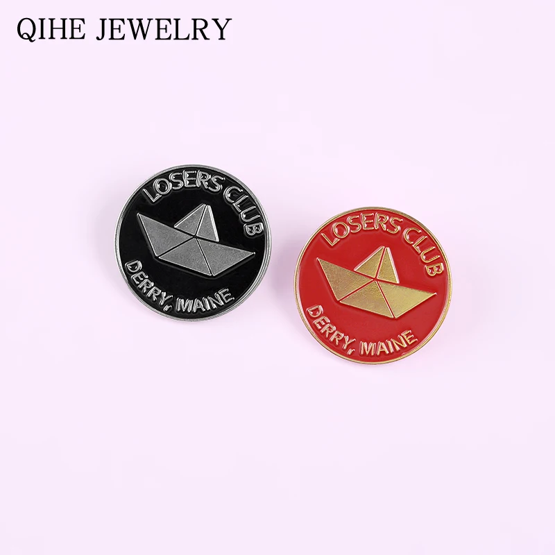Эмалированная Заколка Лоферы для клуба красные и черные круглые Броши из сплава