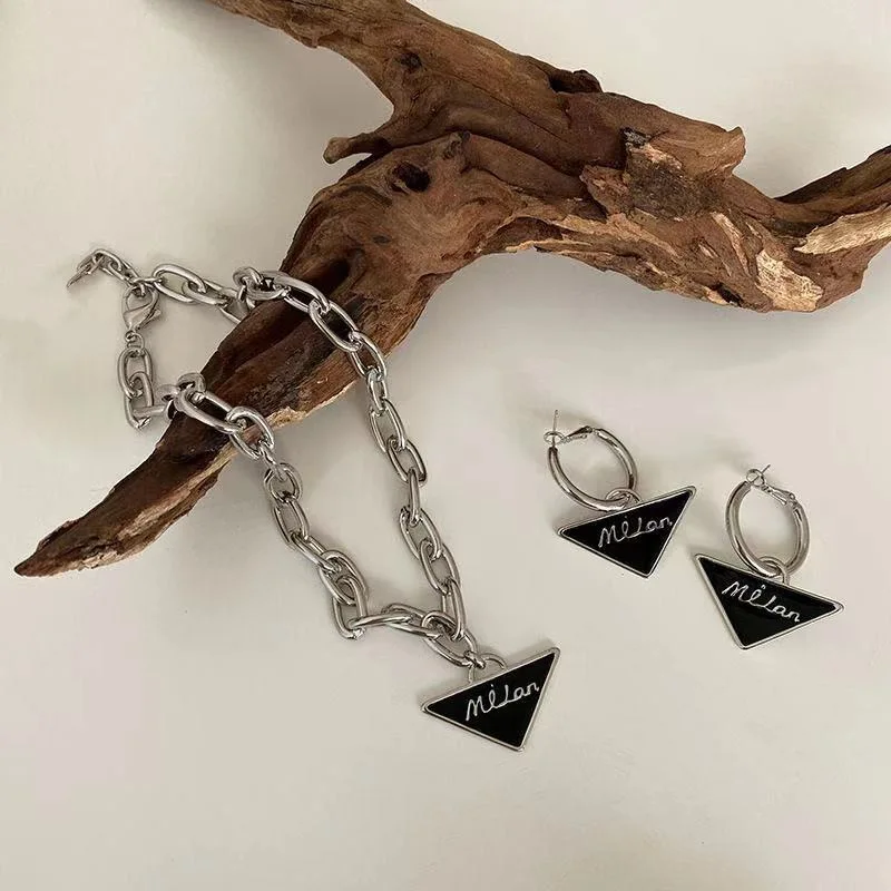 hot brand fashion jewelry black triangle chain pendant luck steampunk design hip hop choker men unisex party jewelry gift free global shipping