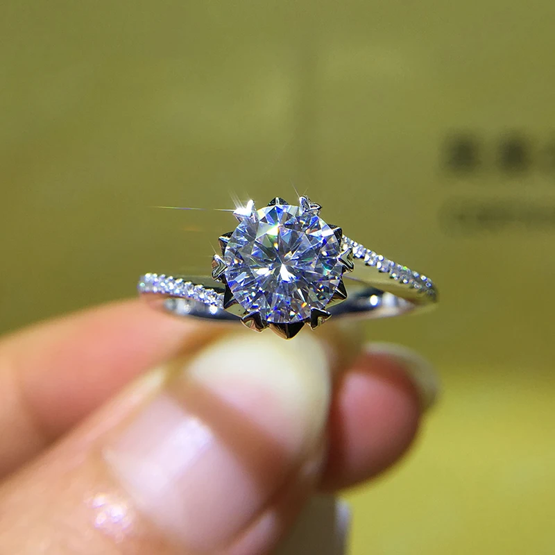 Кольцо из 18 каратного белого золота с 6 когтями романтическое Ювелирное