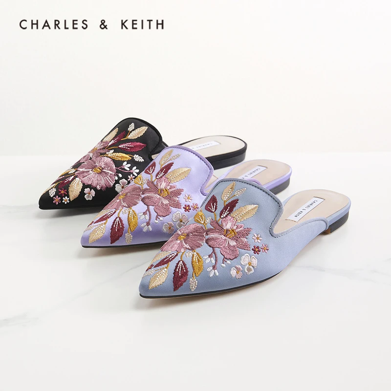 

CHARLES＆KEITHНовинка на Весна 2021CK1-70900282 Женские мюли с острым носком и цветочной вышивкой