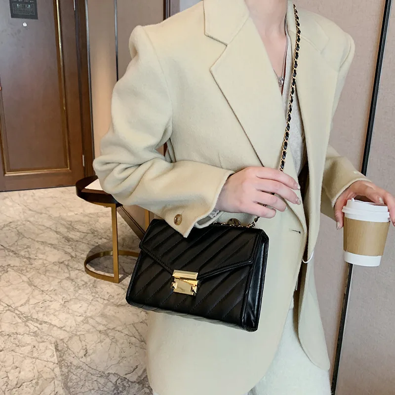 

2021 New Retro Small Square Bag Texture Small Bag Female Chain Simple Shoulder Messenger Bag