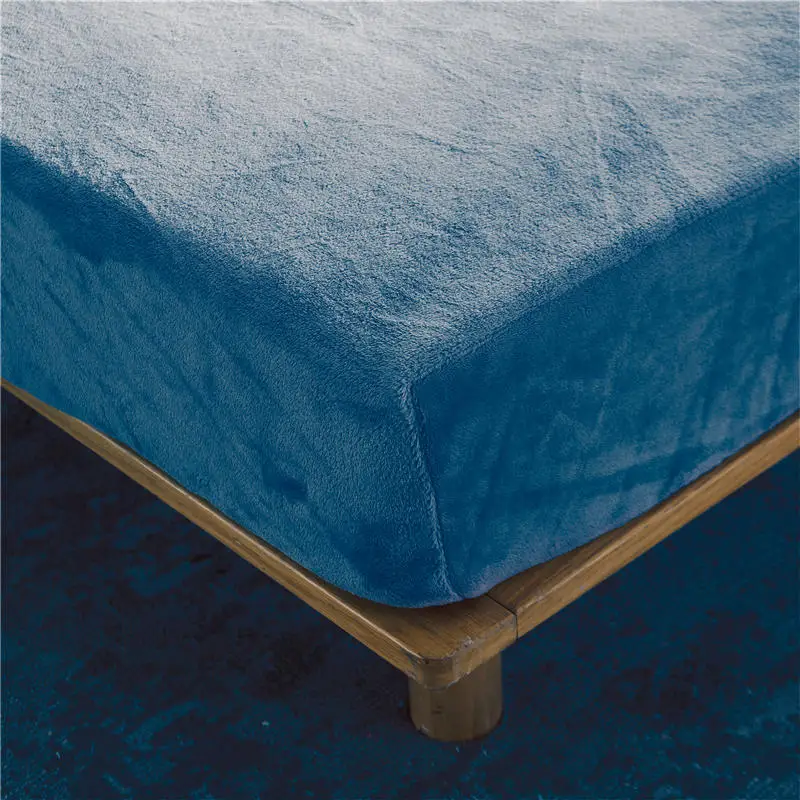 Фланелевая натяжная простыня мягкая теплая зимняя 200 г/кв. М Королевский размер