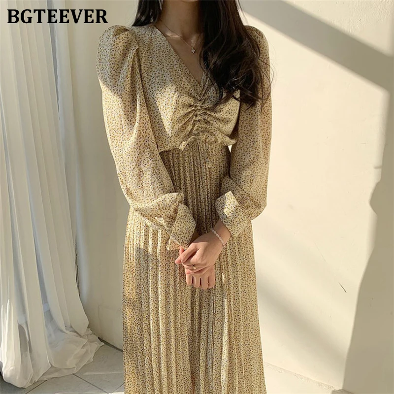 Шикарное женское платье BGTEEVER с цветочным принтом плиссированное V-образным