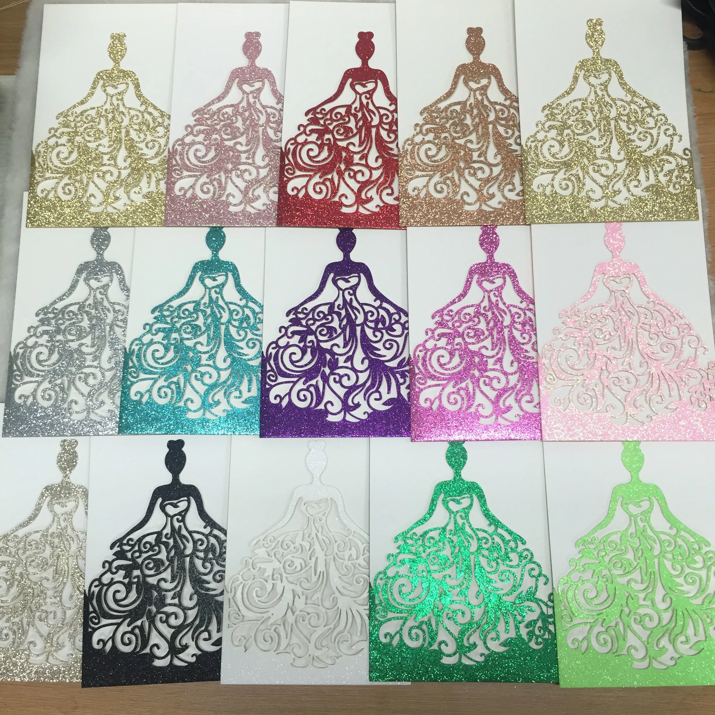 25 шт. праздничное платье принцессы с лазерным вырезом блестящая светло-Золотая