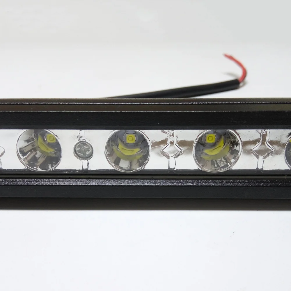 

2pcs 12-30V 18W Waterproof LED Work Lights Off-Road Car Dome Daytime Running Lights Work Driving Light Bar