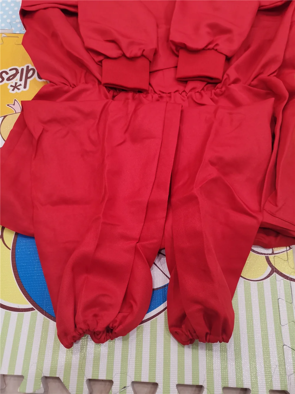 Косплей-костюм анонимуса Гая Фокса V-образный дом из бумаги Сальвадора Дали |