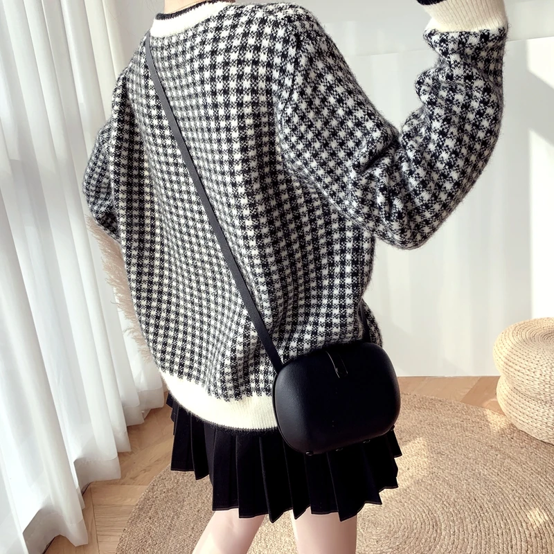 

Make firm offers new winter high quality loose thickening grid color matching sweater coat a sweater in female