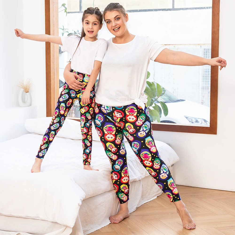 

Women Leggings 230gsm Non See Through Polyester Spandex Stretch Pants Buttery Soft Tights Christmas Matryoshka usa Leggings