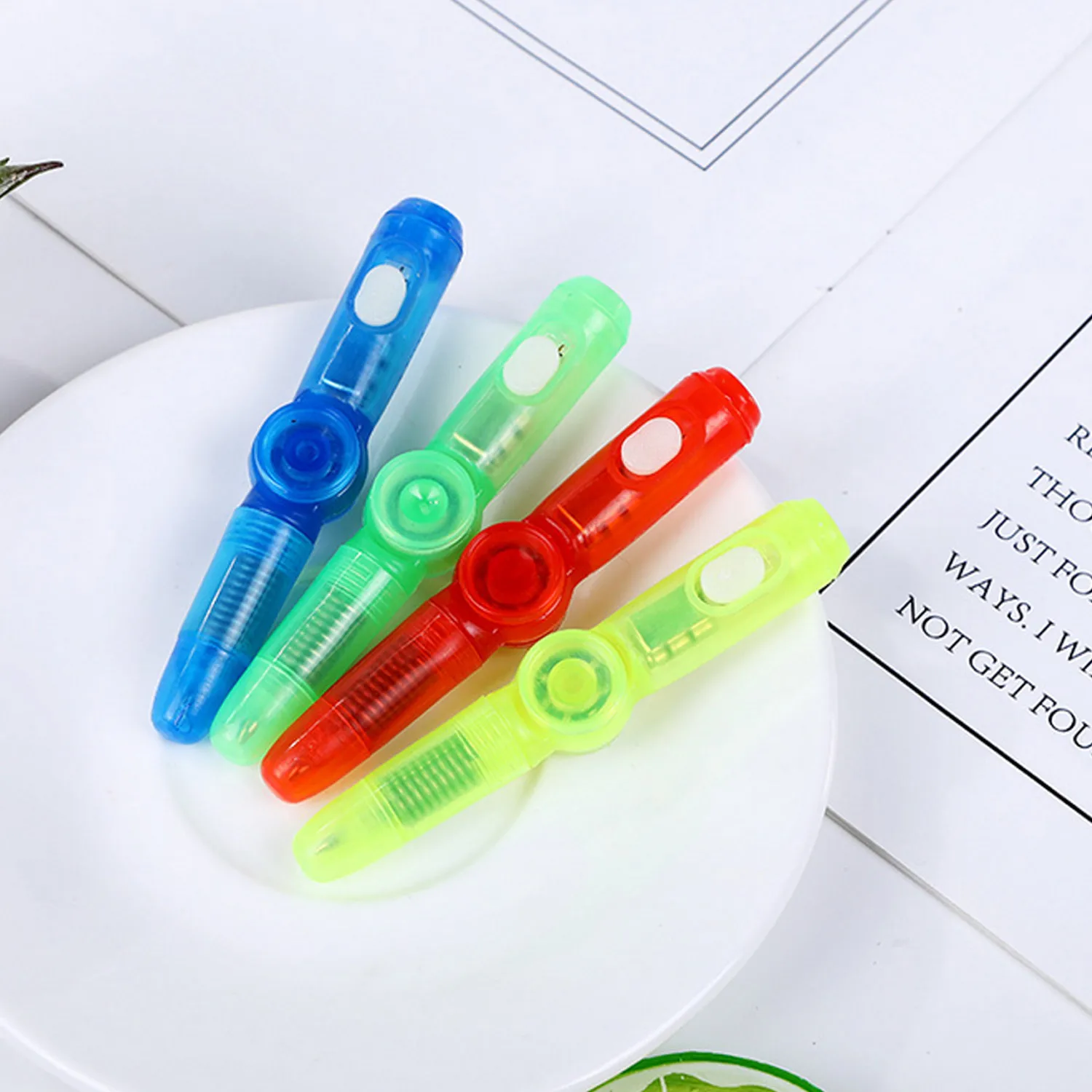 Забавная светодиодная вращающаяся шариковая ручка игрушка для детей и взрослых