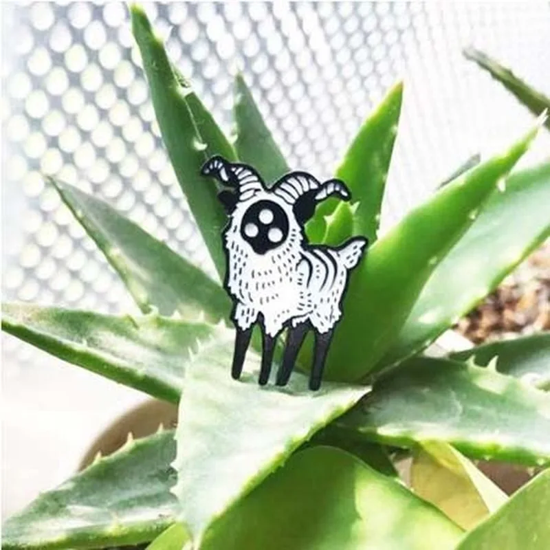 1 шт. эмалированная булавка абстрактная три глаза брошь с овцой пряжкой для сумки