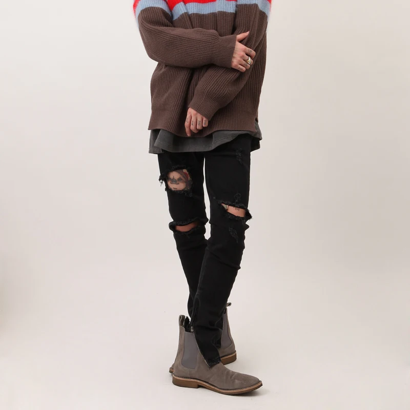 Мужские тонкие джинсы на молнии черные зауженные брюки с дырками коленях