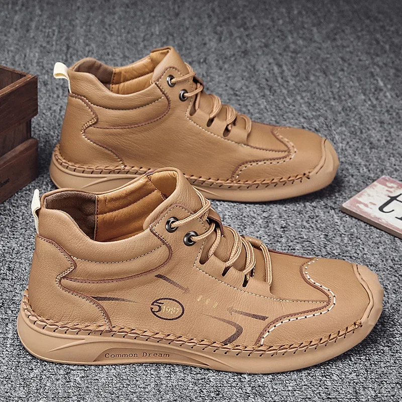 

2020 Comfortable Casual Leather Shoes Men Soft Leather Loafers Breathable Autumn Winter Shoes Flat Shoes Hot Sale Loafers Shoes