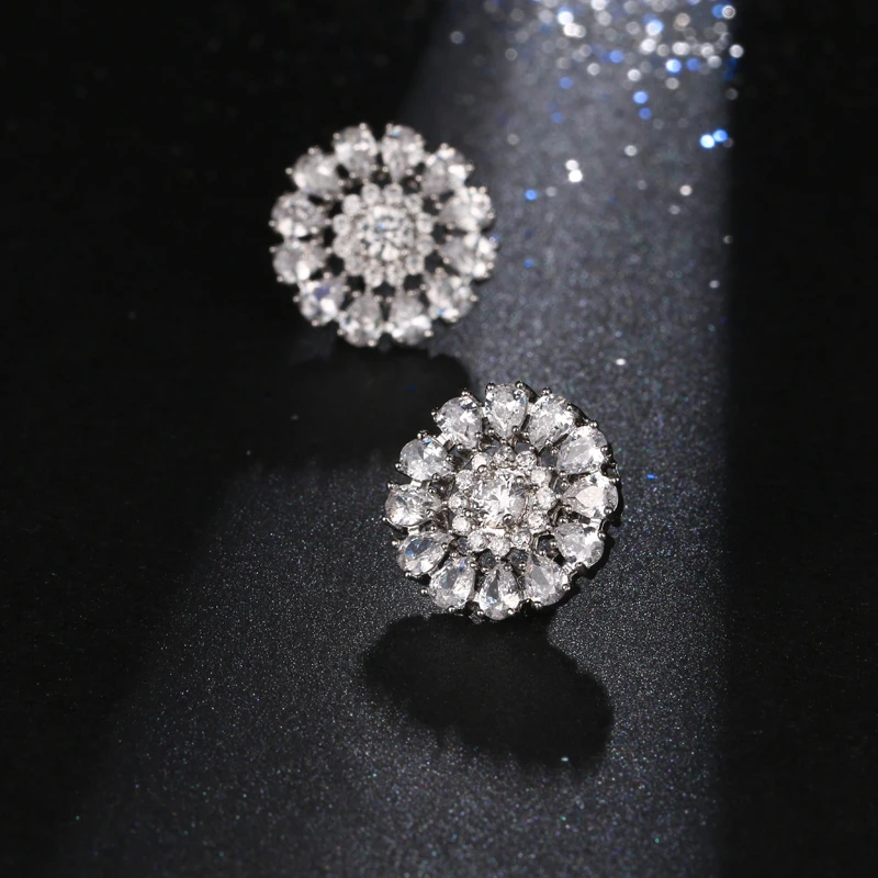 

Charm Diamond AAA Zirconia Flowers Stud Earring Jewelry Engagement Wedding Earrings for Women Bridal Party Gift