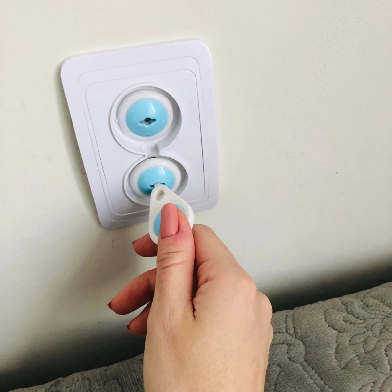 Protection 6 pcs Russian EU European Euro security Child Electric Socket Outlet Plug Two Phase Safe Lock Cover Baby Kids Safety