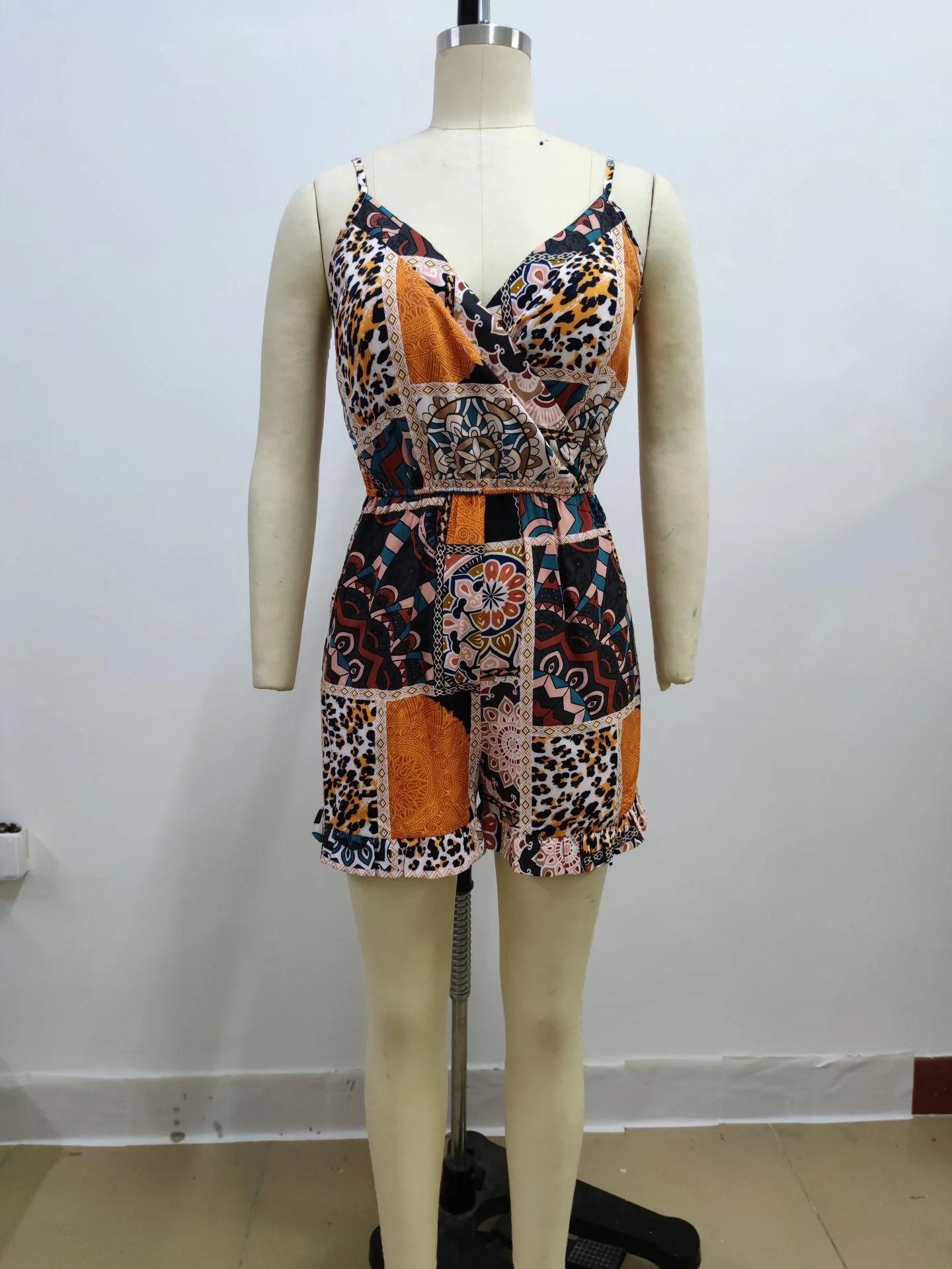 

V-neck Open Back Suspender Romper Jumpsuit Women's Summer