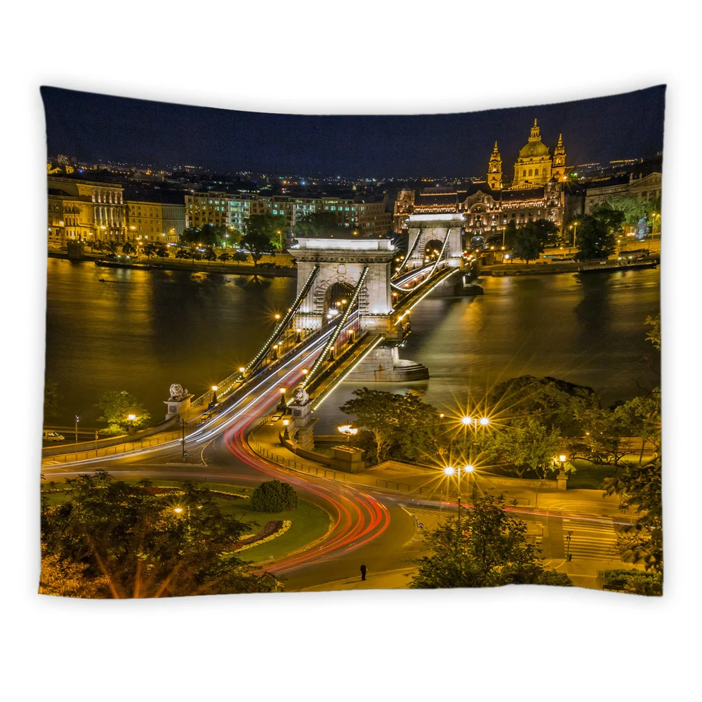 Декоративный настенный гобелен с изображением моста и городской улицы подвесной