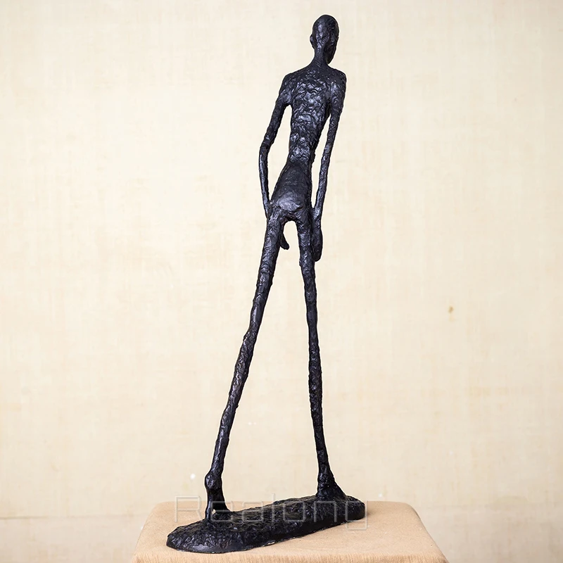 Статуя ходящего мужчины из настоящей бронзы от Giacometti Реплика абстрактная скелет