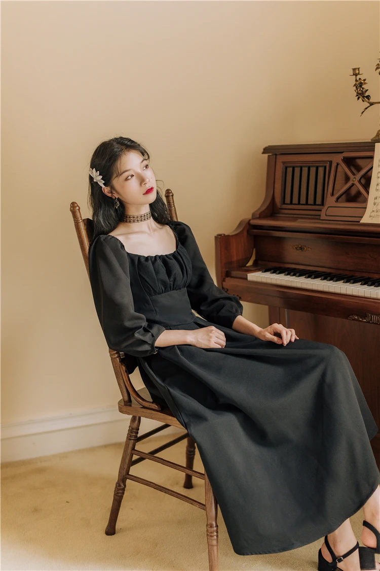 SWEETXUE Vintage black dress Sexy Square Collar Puff Sleeve Black Pleated High Waist Comfort Elegant Club Fashion Women Dresses