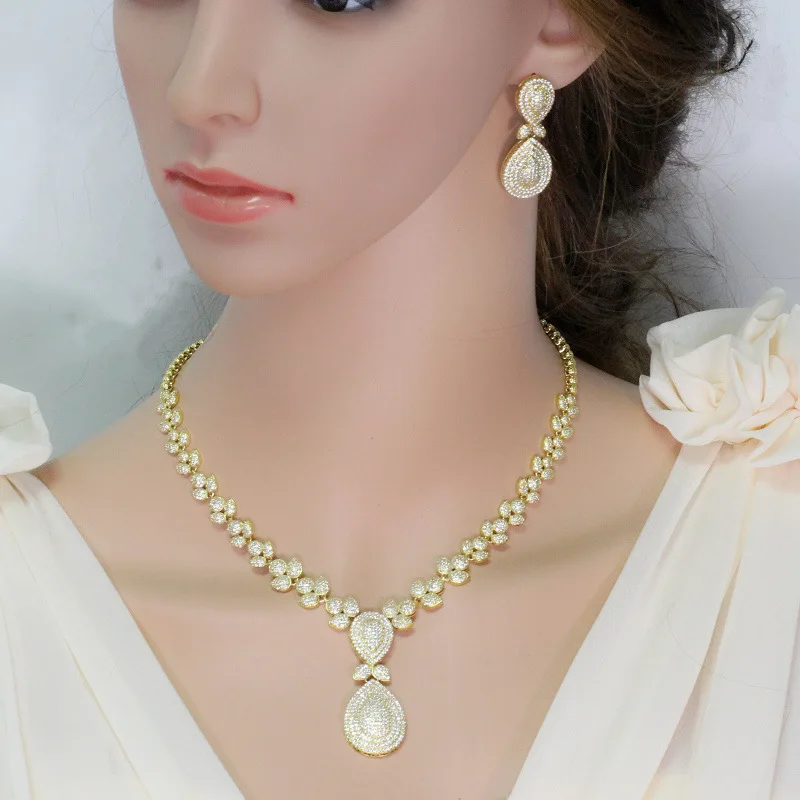 

Noble Micro Pave Cubic Zirconia Stones Luxury Dubai Gold Color Bridal Wedding Necklace Jewelry Sets for Women