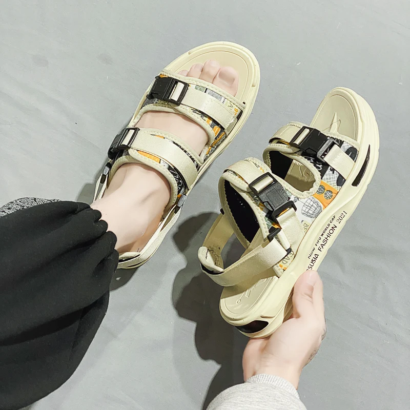 

2021 New Beige Platform Sandals Men Slippers Summer Fashion Printed Men's Sandals Beach Flip Flops Men Casual sandalias hombre