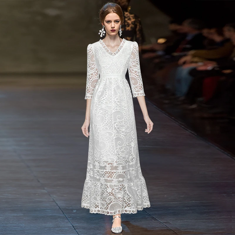 

Платье принцессы длинное водорастворимое с рукавами 2021 и открытой спиной