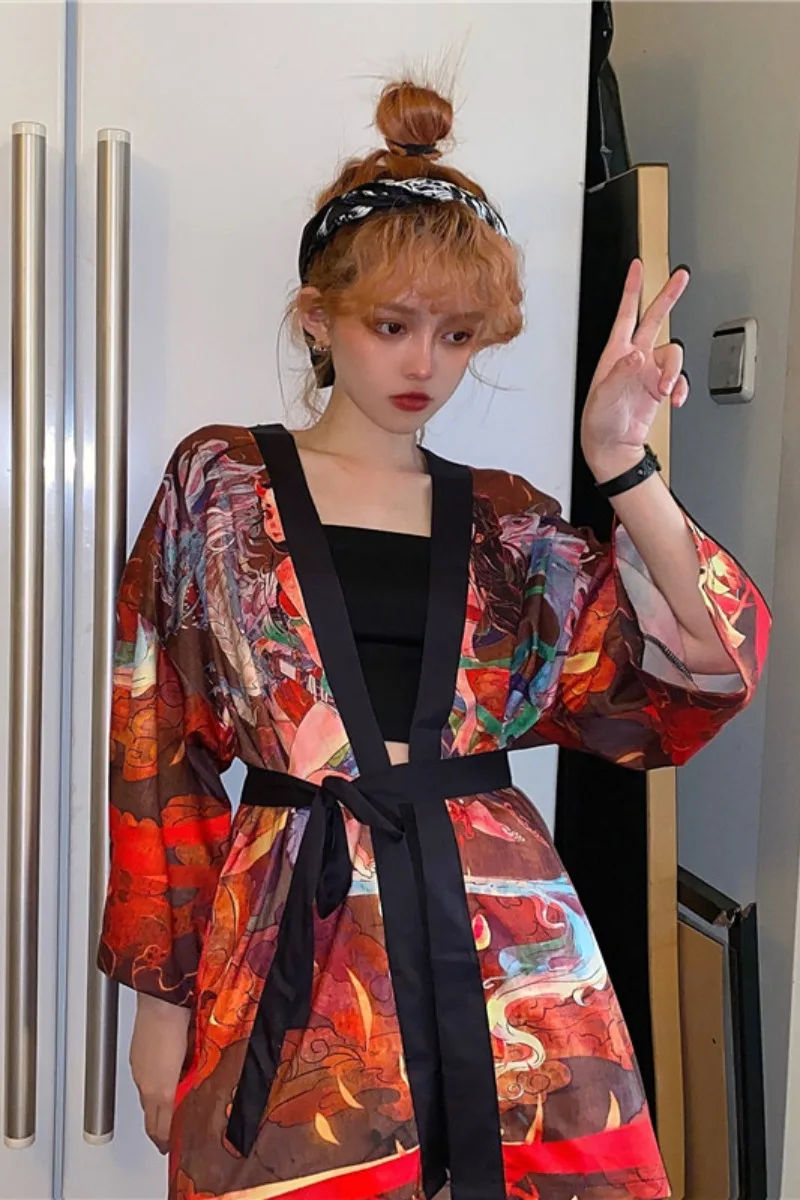 

2020 New Summer Loose Open Stitch Harujuku Women Shirts O-neck Three Quarter Cartoon Floral Print Tie Up Shirts