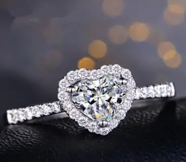 Женское Обручальное кольцо в форме сердца серебряное с цирконием ювелирное