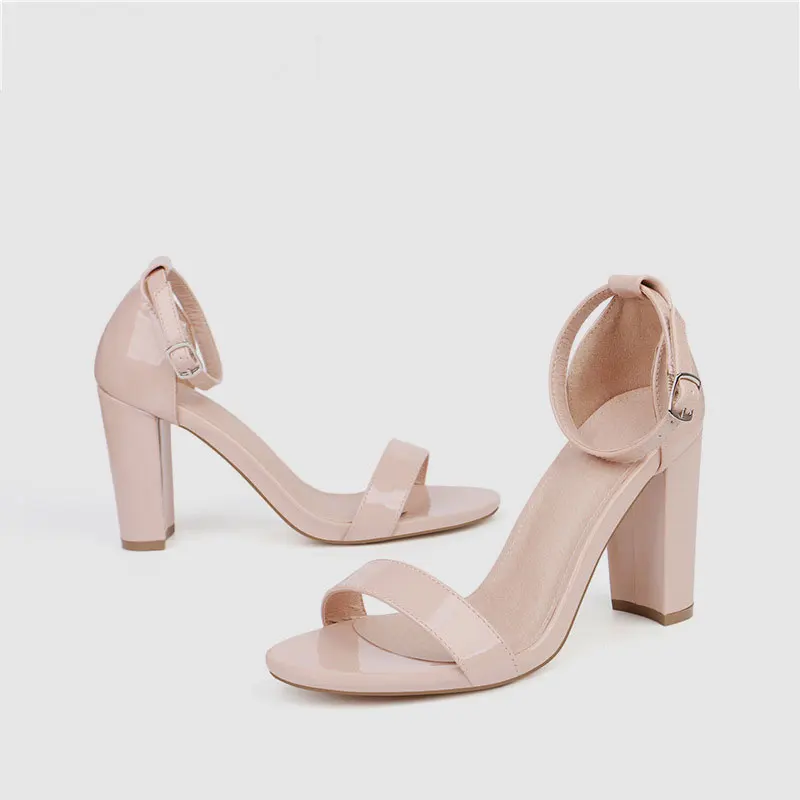 Женские желтые сандалии-гладиаторы с открытым носком на высоком квадратном