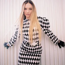 Robe Midi moulante à carreaux de diamant, manches longues bouffantes, noir, blanc, losange, épaules nues, nouvelle collection automne hiver 2021  (3)