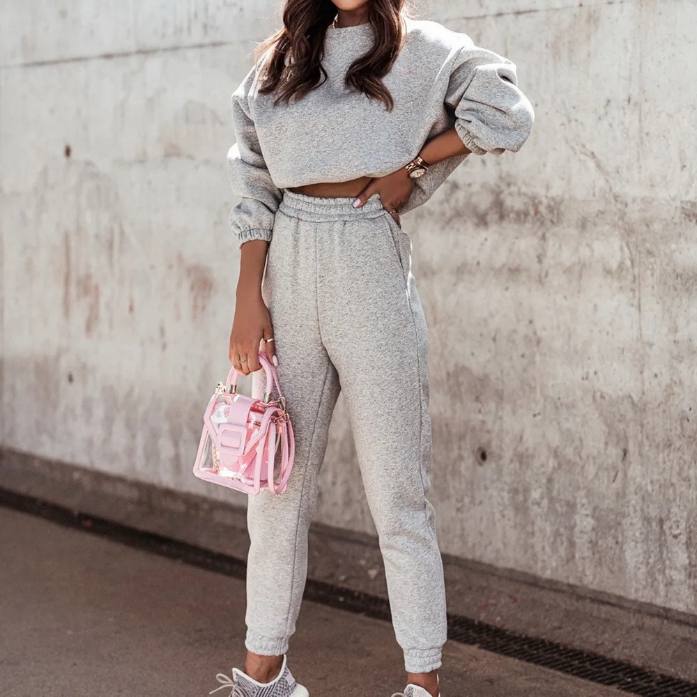 

Women's Tracksuit Crop Top Hoodies Two Pieces Set High Waist Pullover Hooded Joggers Suit Female 2021 Autumn Lady Sportwear Sets