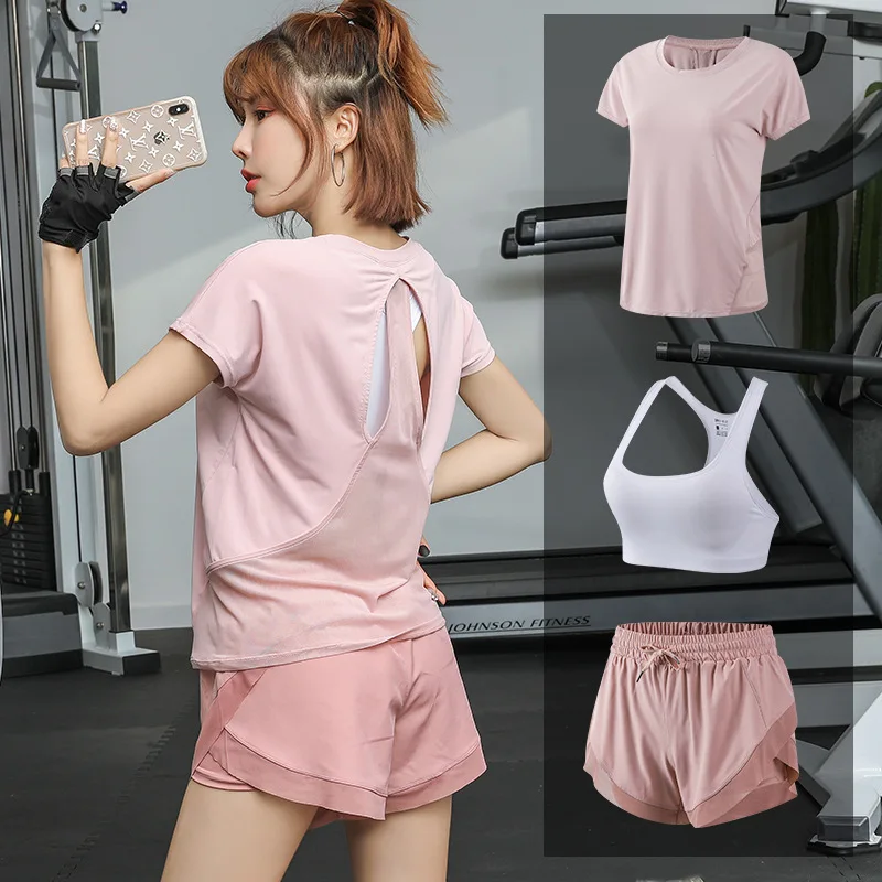 

Sportswear & Accessories