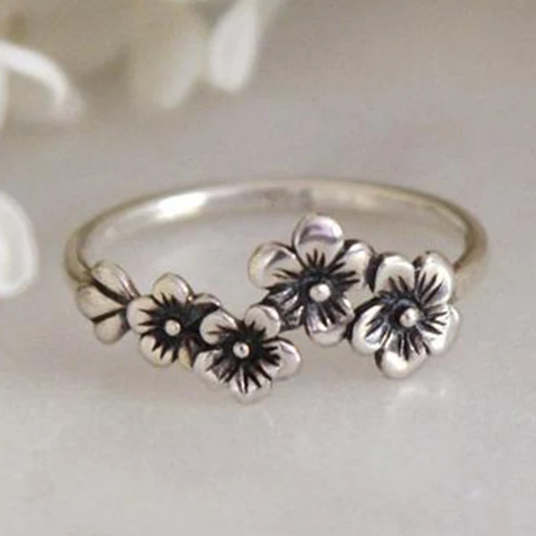 

Vintage Silver Color Rose Flower Ring Simple Design Do Old Rings For Women Party Anniversary Retro Jewelry Accessories N3M882