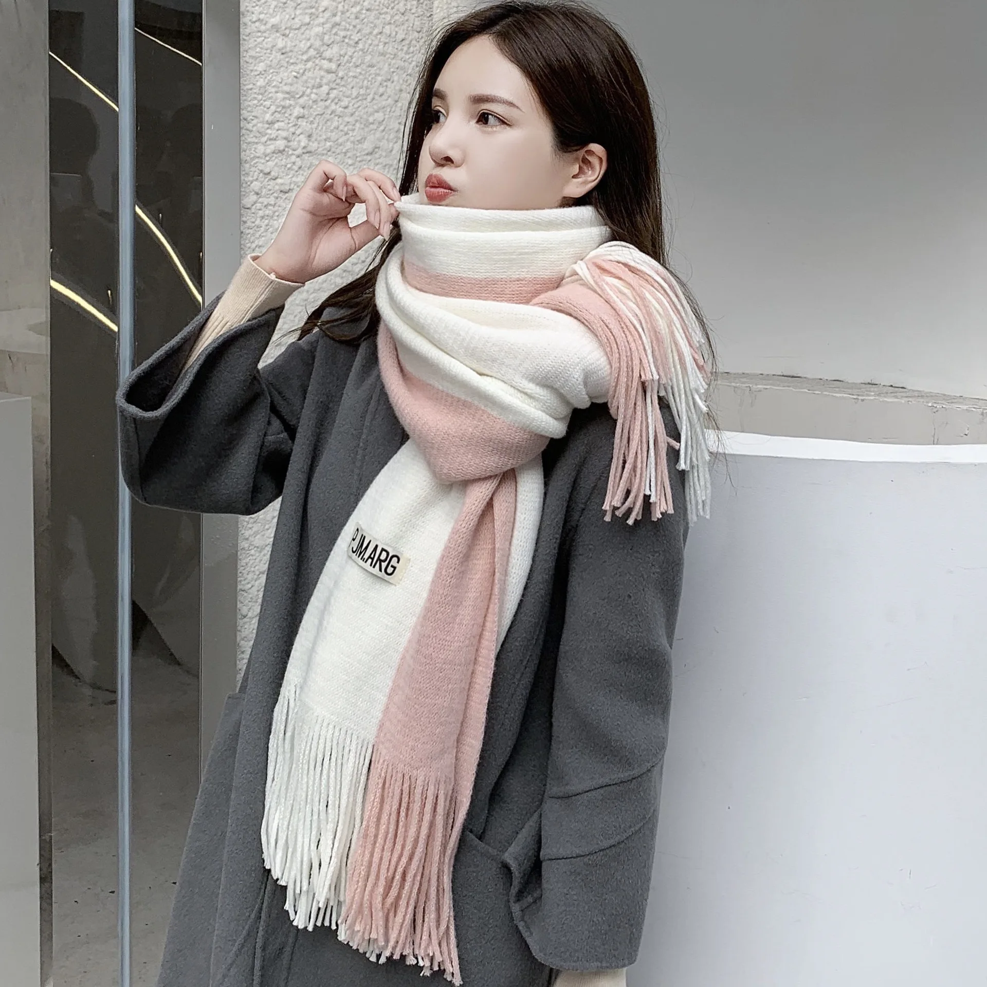 

Autumn and Winter Fashion Elegant Ladies Cashmere Shawl Trend Versatile Warm and Cold-proof Scarf WJZ114-WJZ115