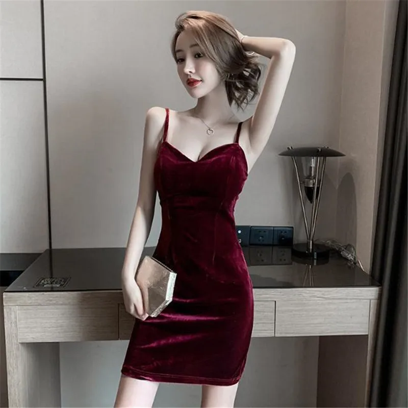 

V-Neck Strap Women Dress 2022 Summer Black Red Backless Silm Sexy Club Dresses For Woman Party Mini Bodycon Badnage Dress