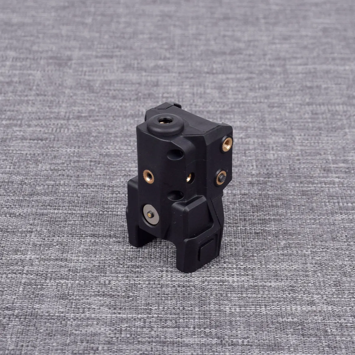 Тактический перезаряжаемый зеленый лазерный прицел с функцией постоянного