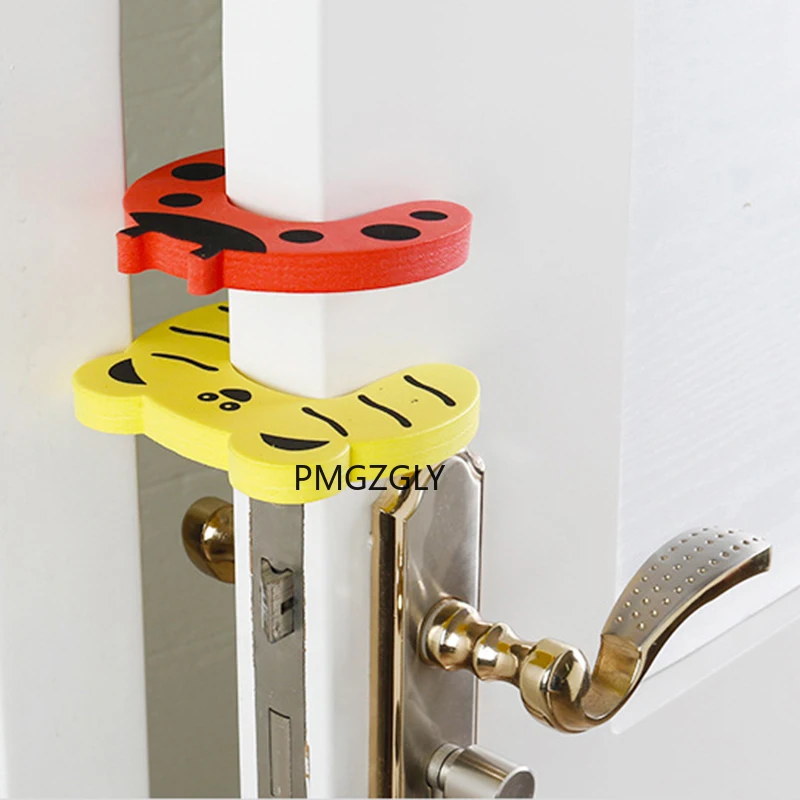 5Pcs/Set Holder Safety Locks Security Guard Door Knob Wall Protection Cartoon Animal Foam Stopper Baby Finger Protect | Мать и ребенок