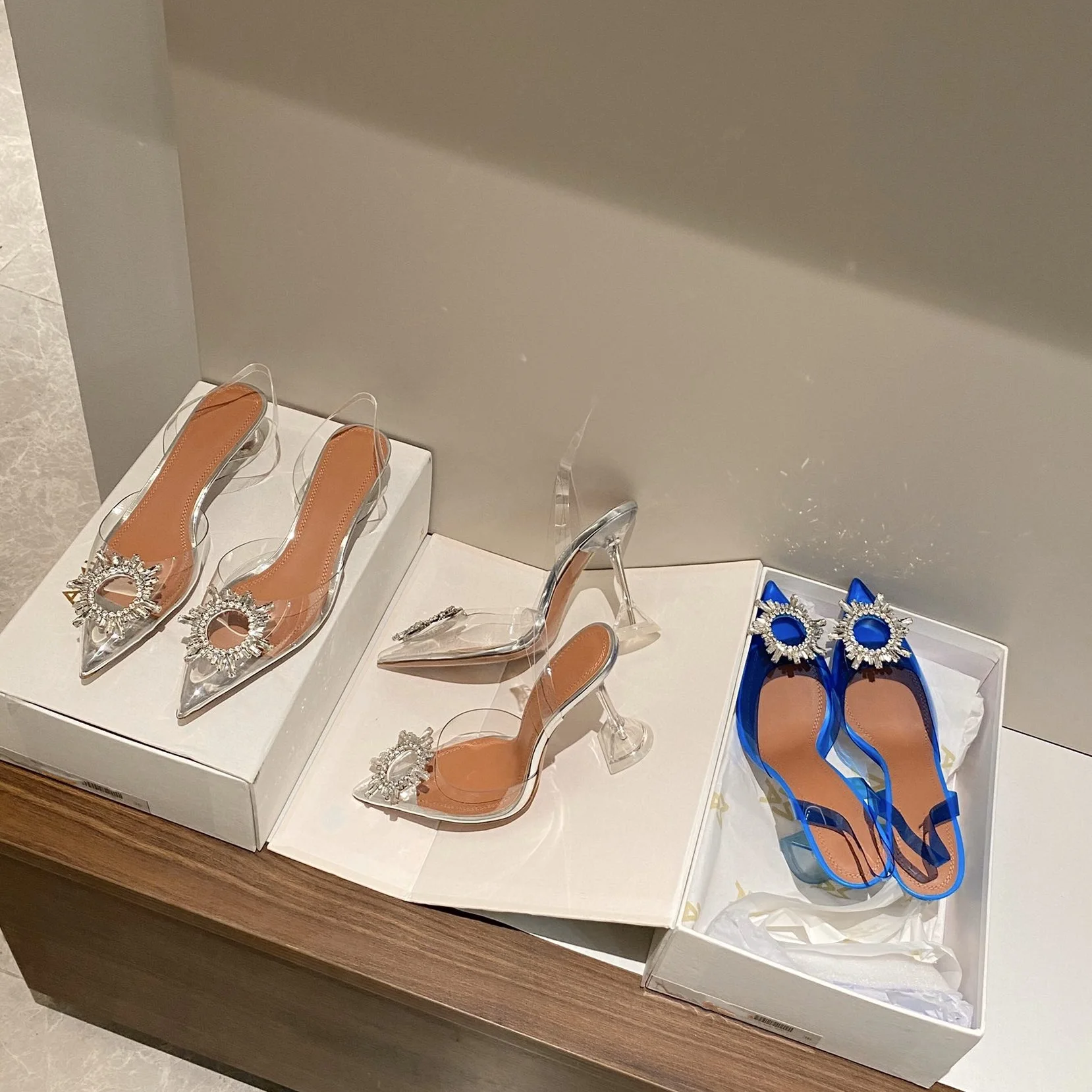 Амина muaddi сандалии с украшением в виде кристаллов дрель Кнопка подсолнечника на