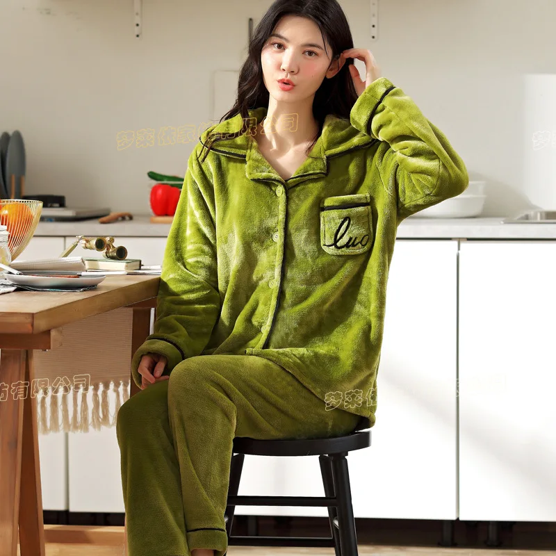 

YRRFUOT 2020 Women Thickened Ladies Home Wear Coral Fleece Warm Turn-down Collar Plus Velvet Pajamas Set Winter Flannel Pajamas
