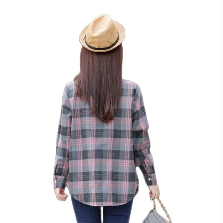 Женская хлопковая рубашка в клетку приталенная Корейском стиле с длинными