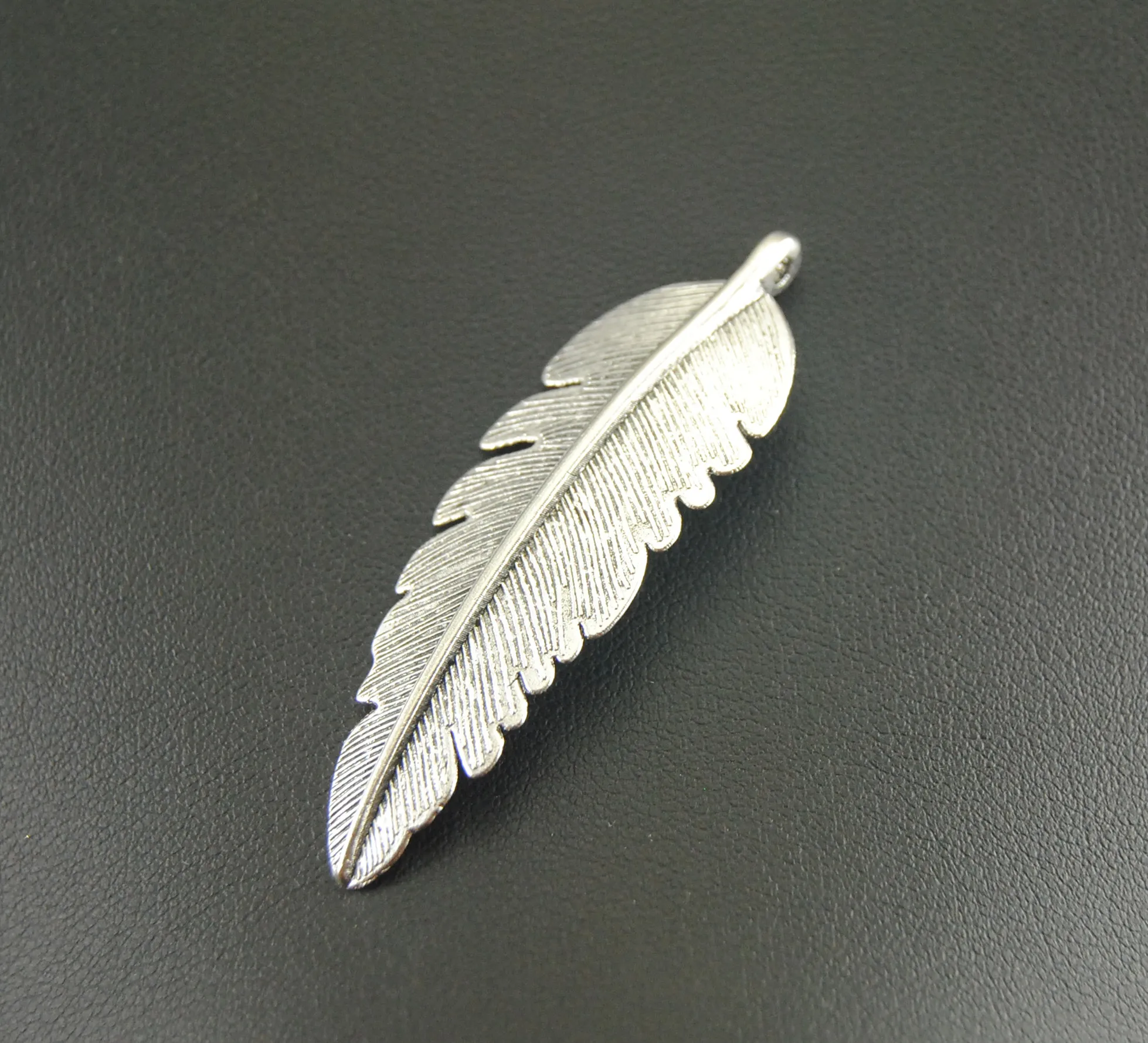 5 шт. подвески-перья серебристого цвета 2 размера | Украшения и аксессуары