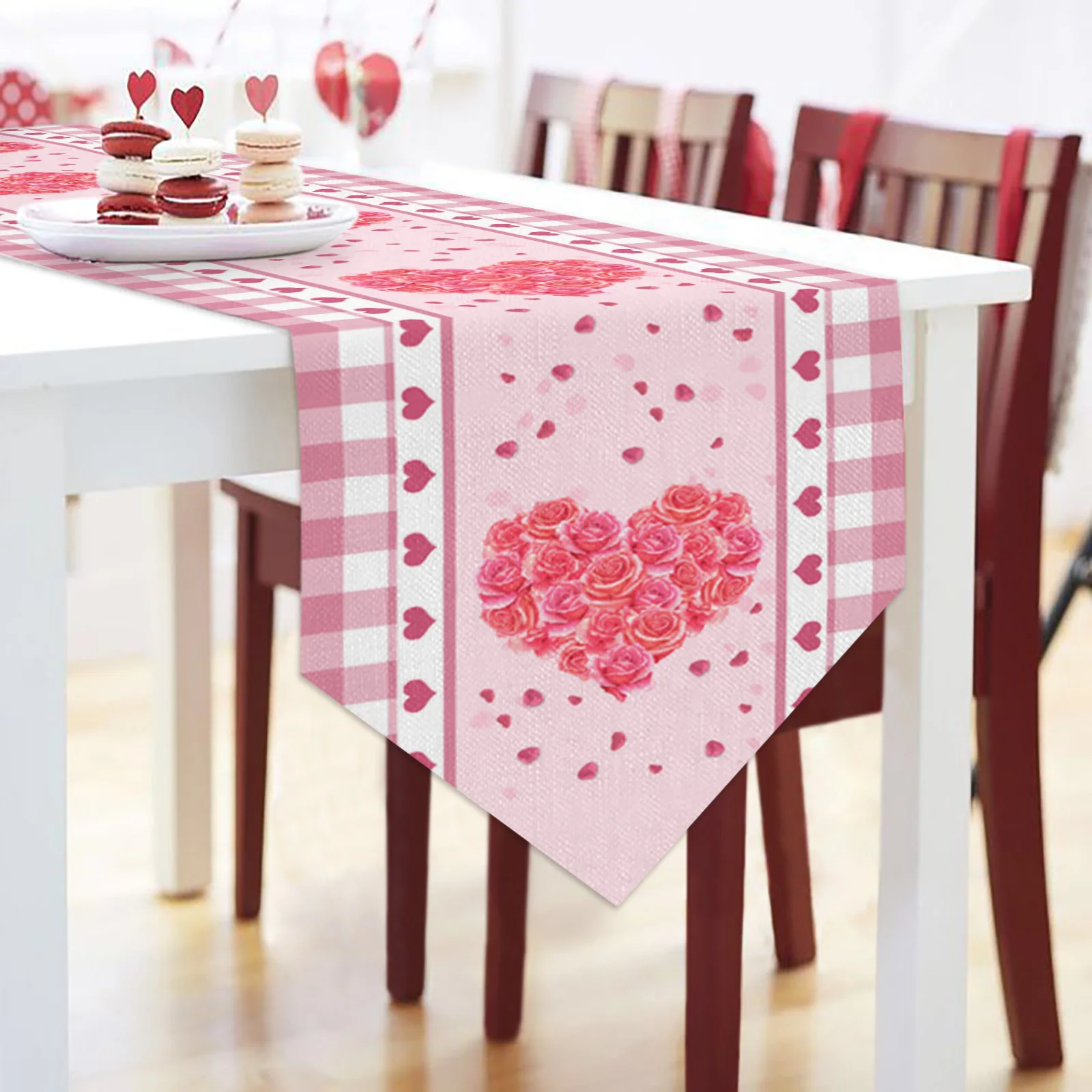Скатерть в розовую клетку для украшения стола на День святого Валентина | Дом и