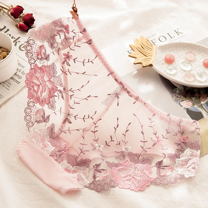 Женские кружевные трусики с вышивкой Wasteheart белые синие хлопковые низкой талией